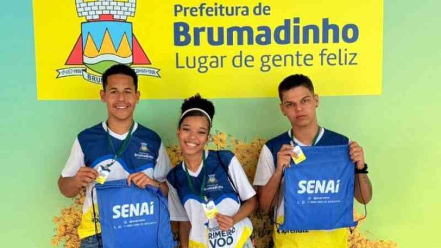 Prefeitura realiza evento com os selecionados para o programa Primeiro Voo