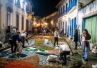 Ouro Preto mobiliza 15 toneladas de serragem para tradicional confecção de tapetes