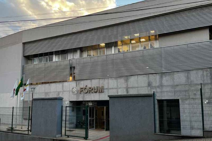 Tribunal do Júri de Ouro Preto condena sete pessoas por tortura e homicídio